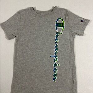 Champion Boys’ Gray Heathered Logo Graphic Short Sleeve T Shirt Size Medium EUC